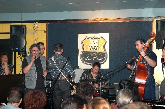 min 2006 11 17 one way 177